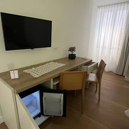 Anemoi Oda ve Kahvaltı 3*