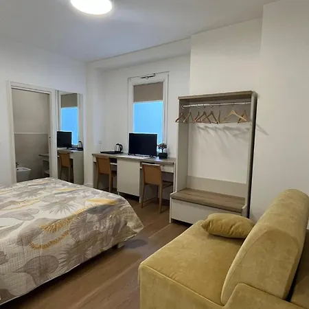 Oda ve Kahvaltı Anemoi 3*